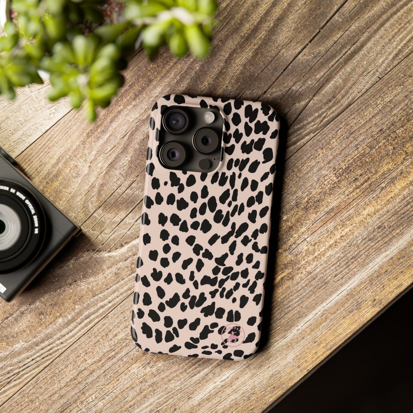 Leopard Print Slim Phone Case — Chic Pink & Black Animal Pattern