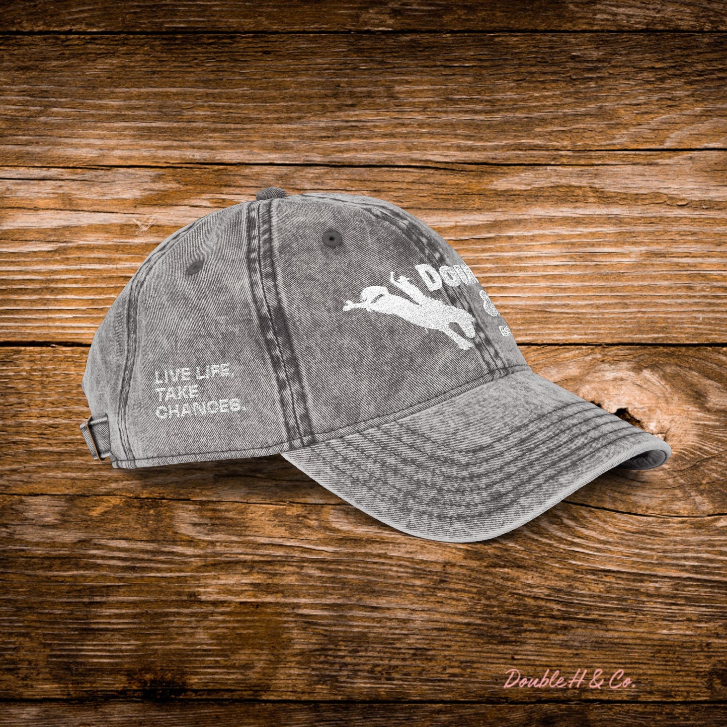 Vintage Embroidered Baseball Cap – White Logo