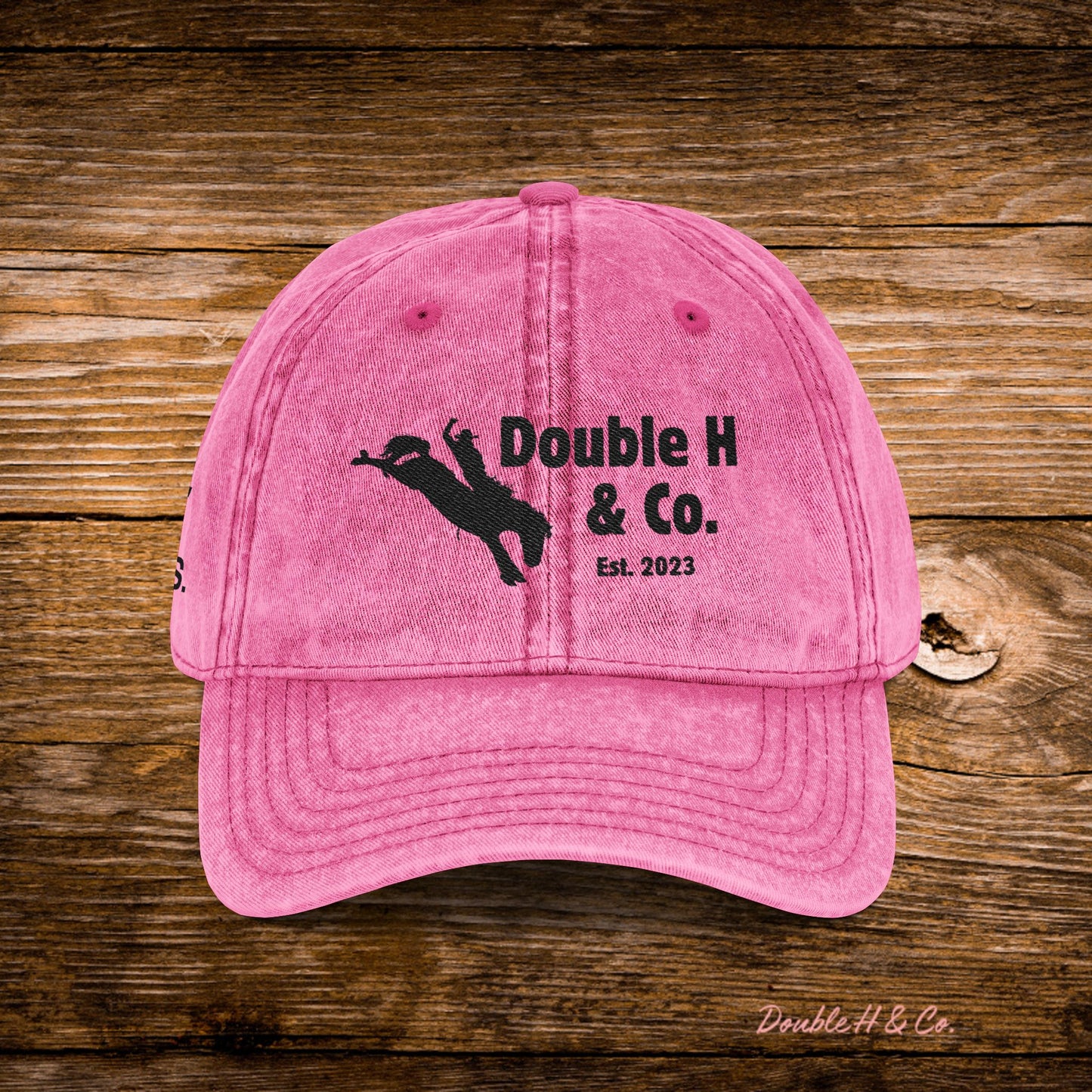 Vintage Embroidered Baseball Cap – Black Logo